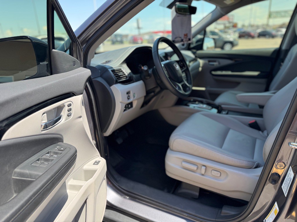 2020 Honda Pilot Image 6