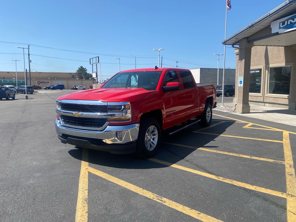 2017 Chevrolet Silverado 1500 Image 2