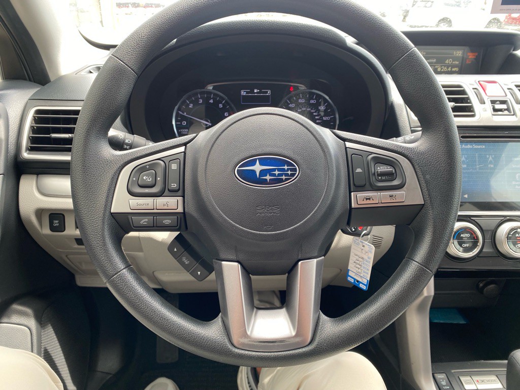 2017 Subaru Forester Image 12
