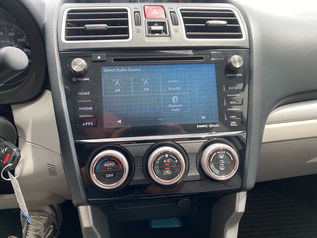 2017 Subaru Forester Image 15