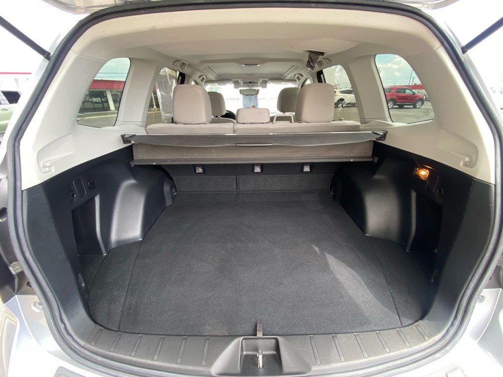 2017 Subaru Forester Image 25