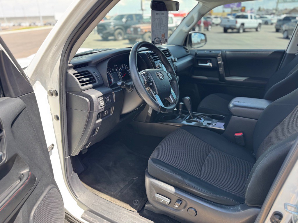 2014 Toyota 4Runner Image 5