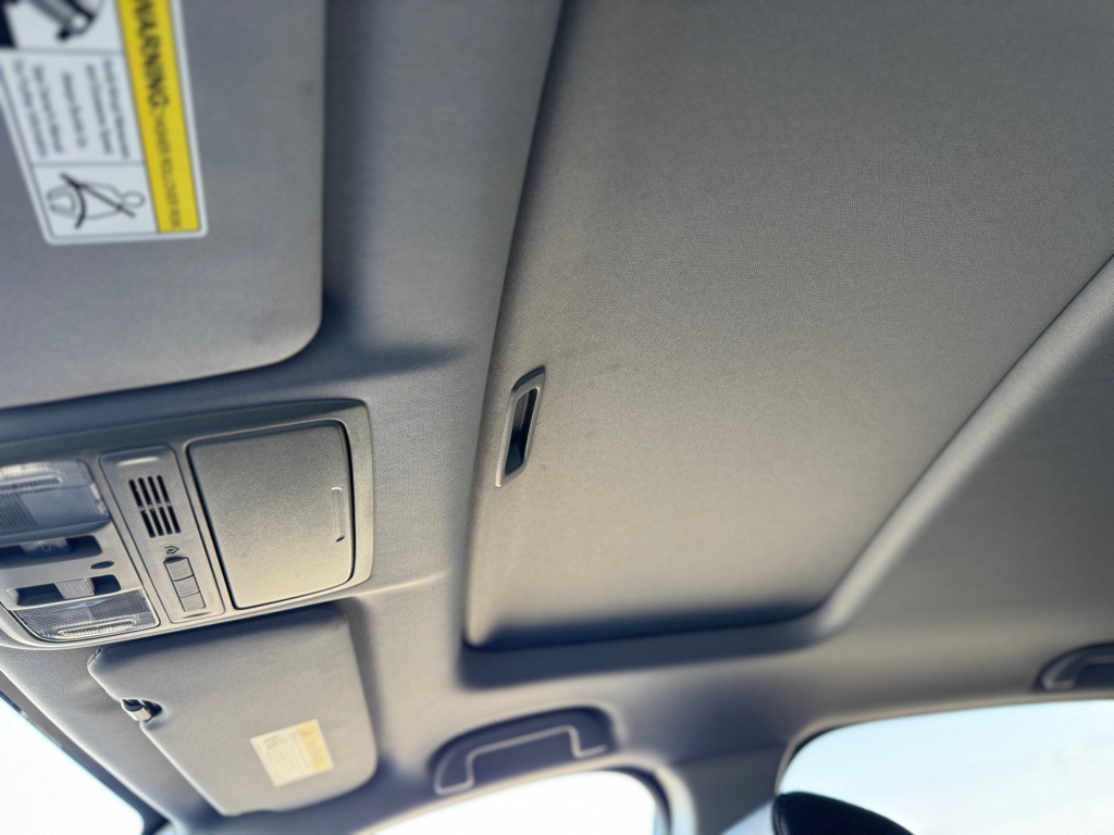 2016 Toyota Highlander Image 11