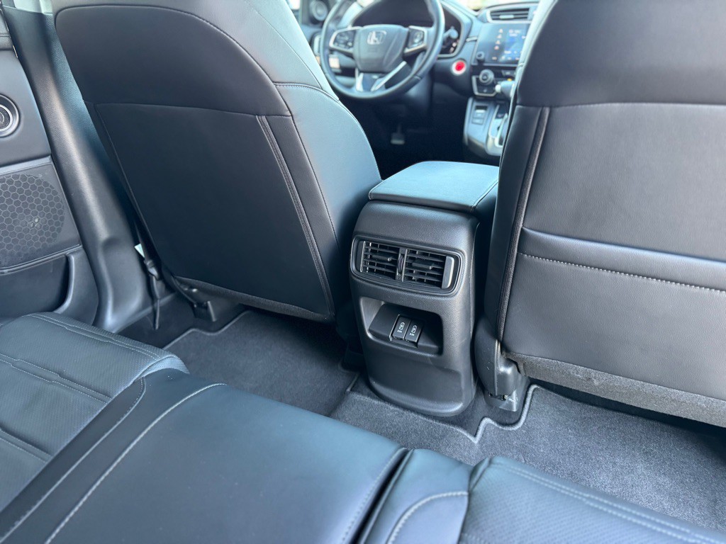 2016 Toyota Highlander Image 16