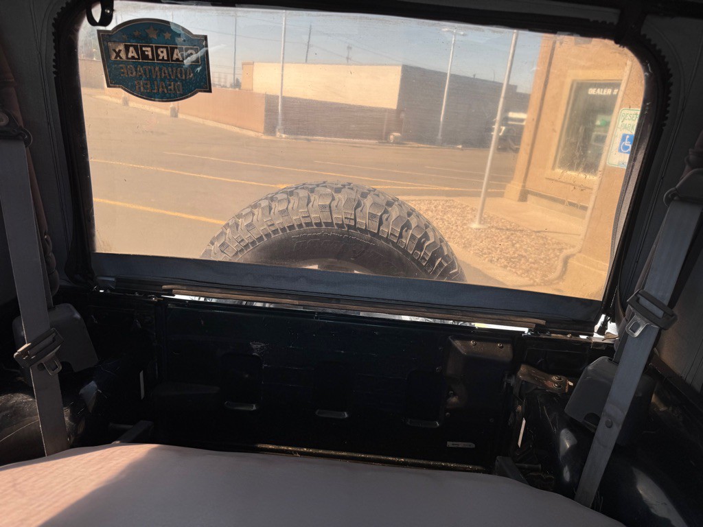 1998 Jeep Wrangler Image 13