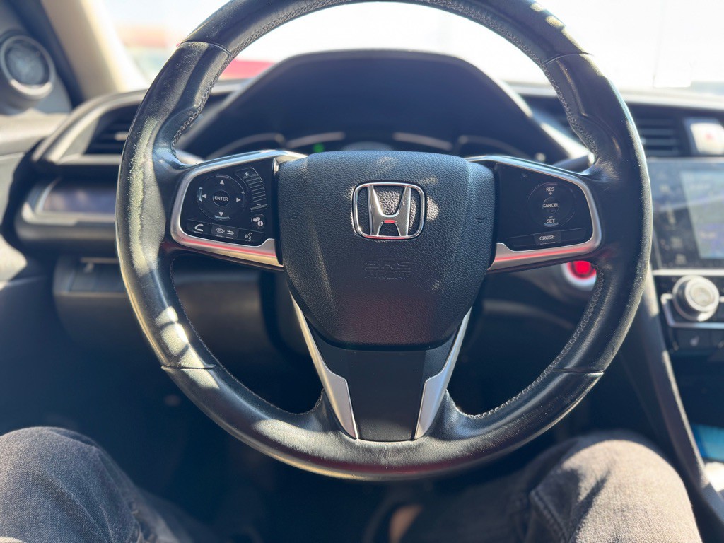 2017 Honda Civic Image 6