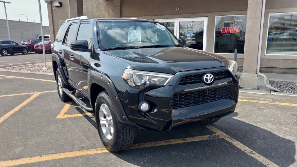 2014 Toyota 4Runner Image 2