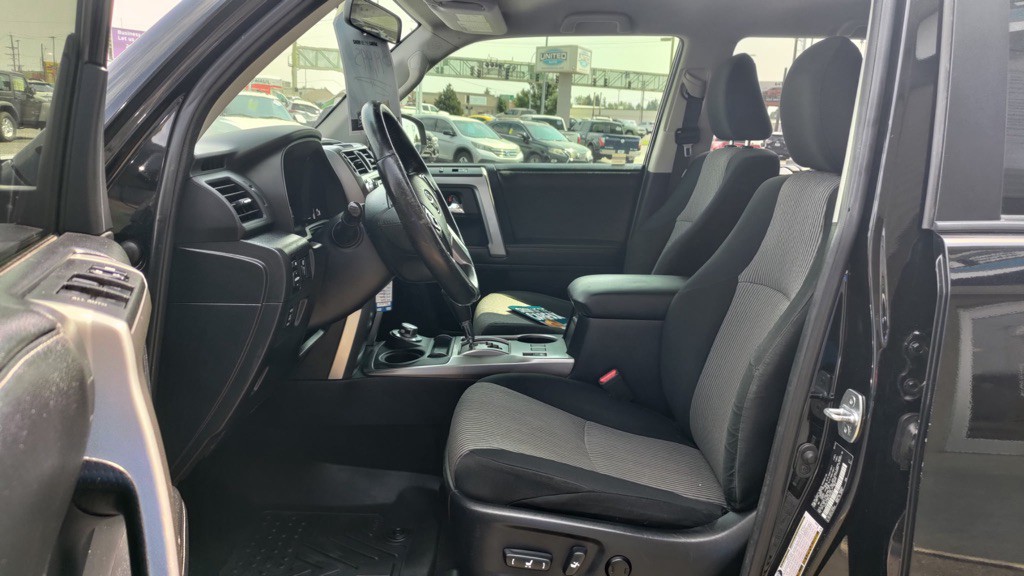 2014 Toyota 4Runner Image 7