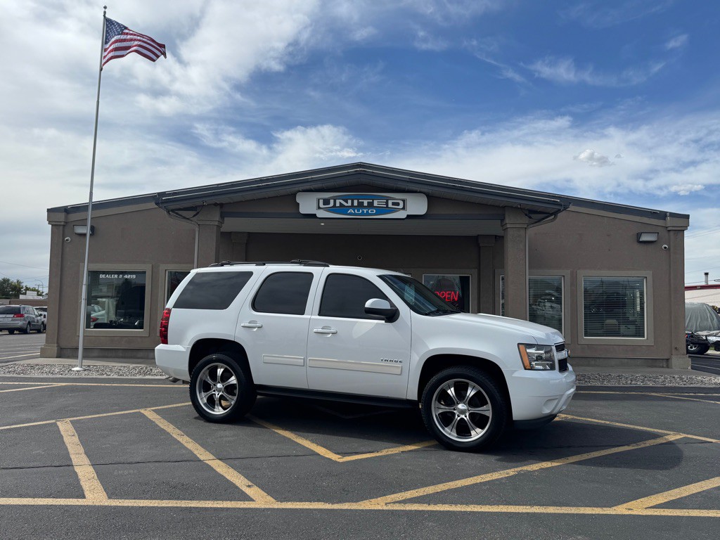 2012 Chevrolet Tahoe Image 1