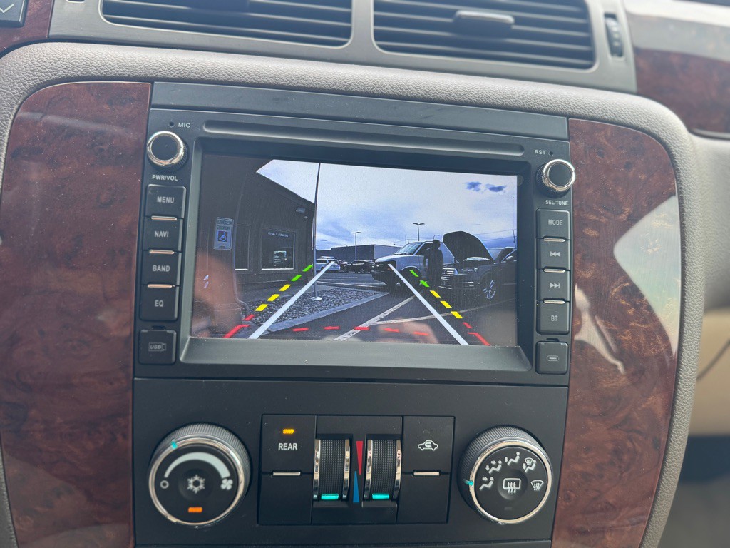 2012 Chevrolet Tahoe Image 10