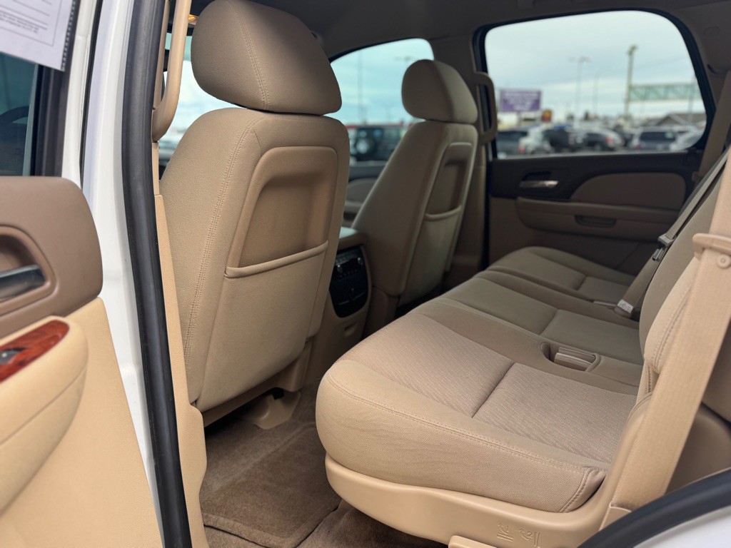 2012 Chevrolet Tahoe Image 16