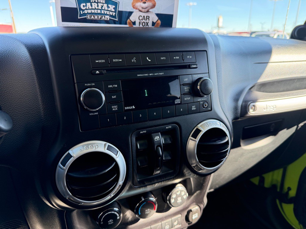 2013 Jeep Wrangler Unlimited Image 12