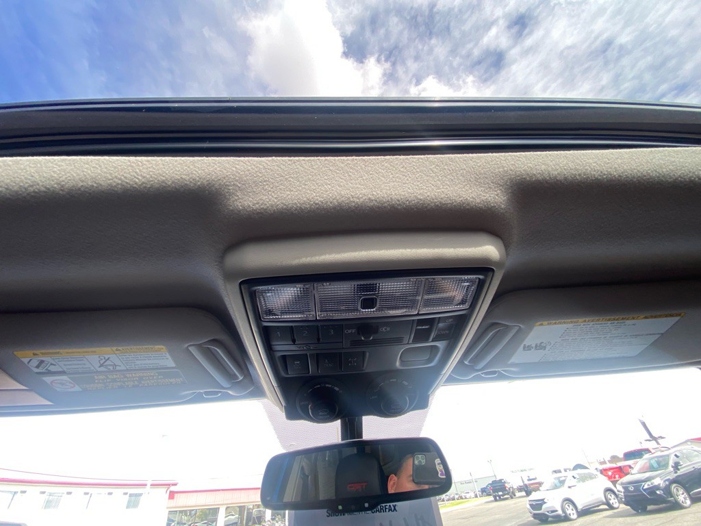 2019 Toyota 4Runner Image 16