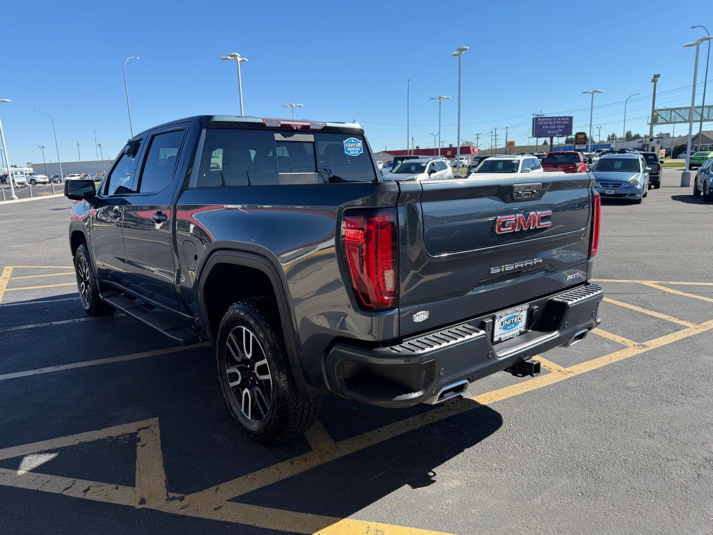 2020 GMC Sierra Image 4