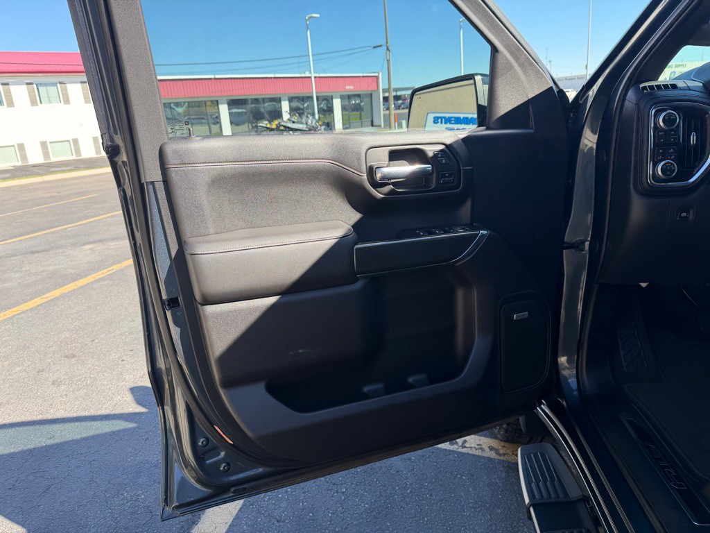 2020 GMC Sierra Image 8