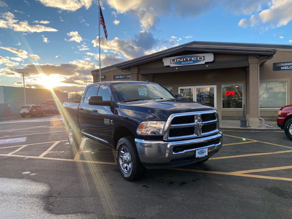 2015 RAM 2500 Image 2