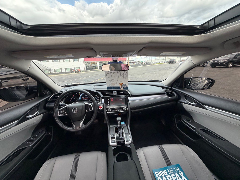 2018 Honda Civic Image 17
