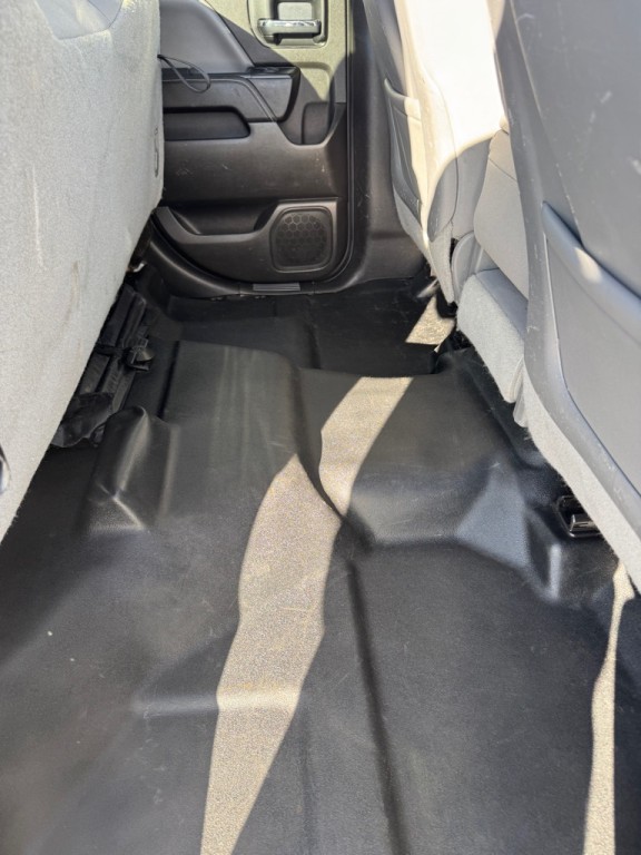 2015 Chevrolet Silverado 1500 Image 17