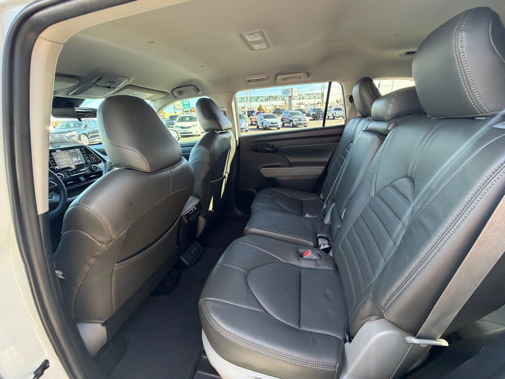 2020 Toyota Highlander Image 19