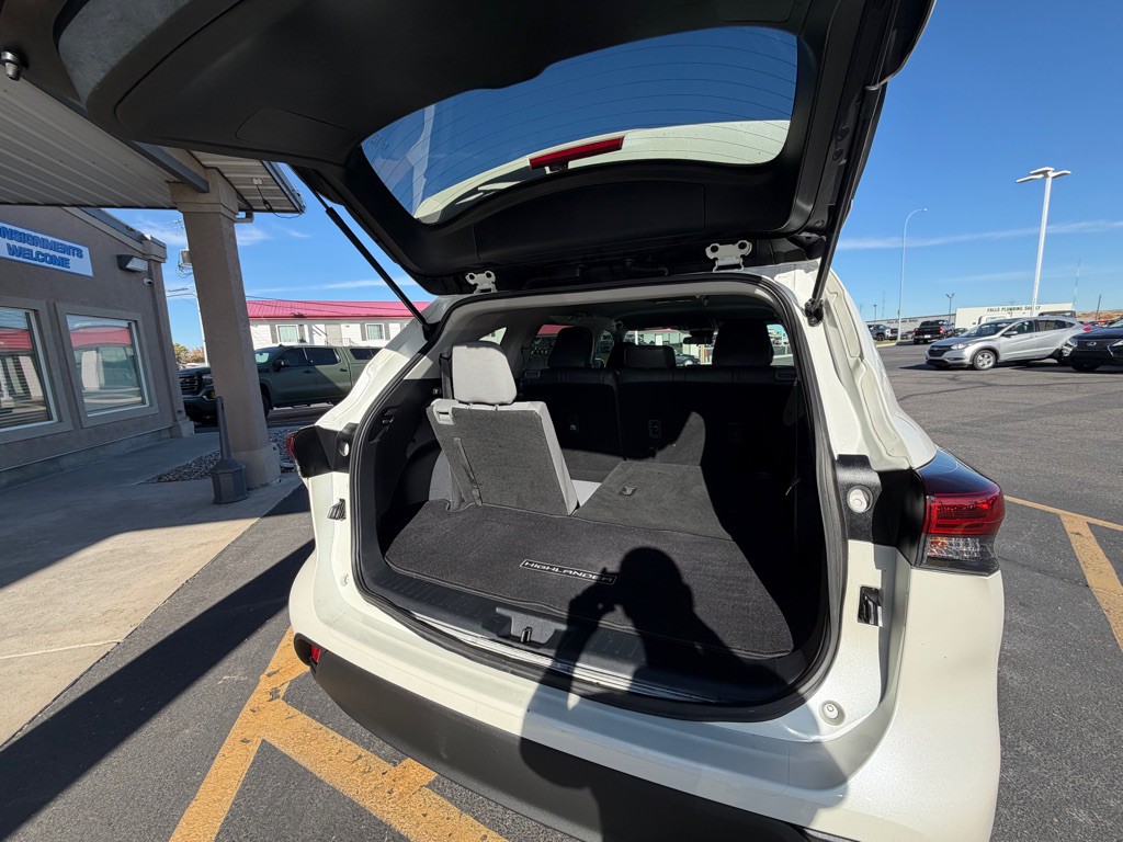 2020 Toyota Highlander Image 22