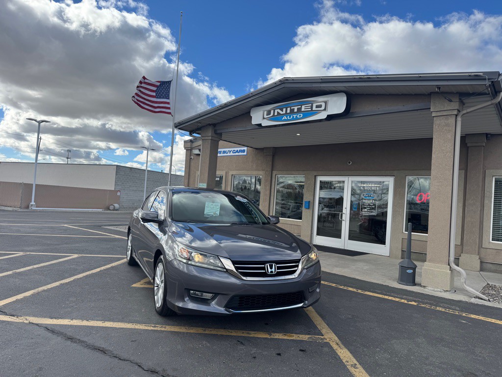 2013 Honda Accord Image 2