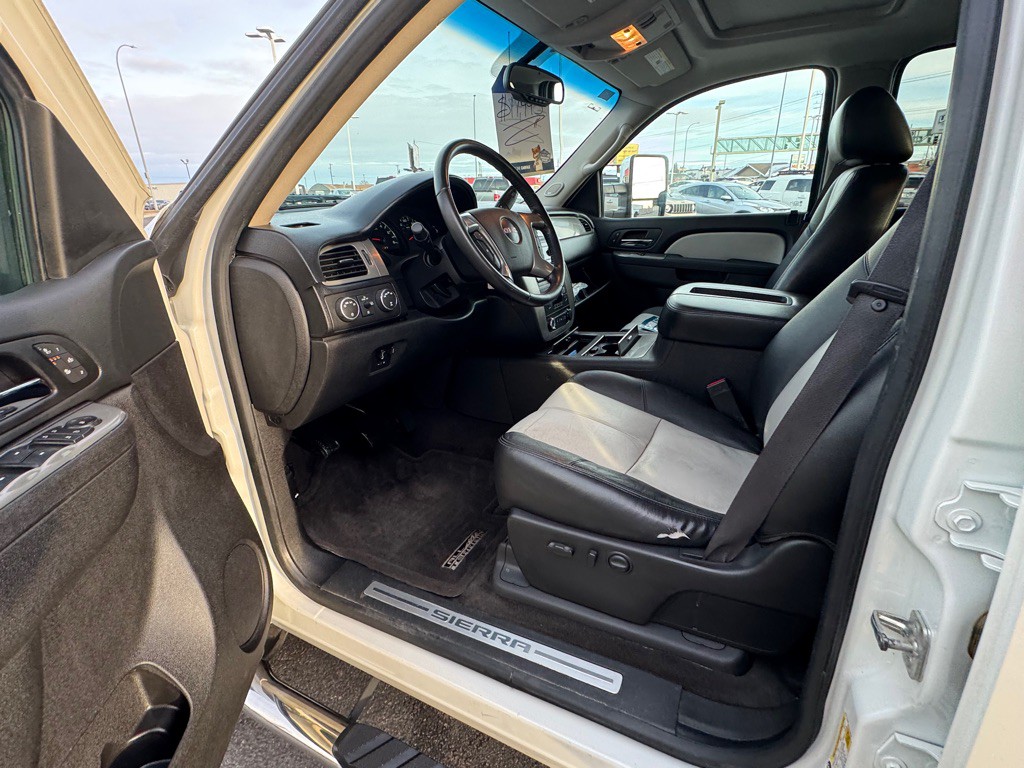 2012 GMC Sierra Image 5