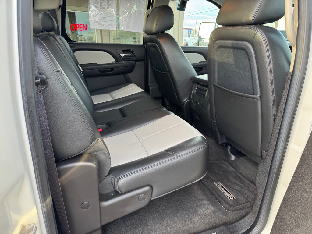 2012 GMC Sierra Image 16