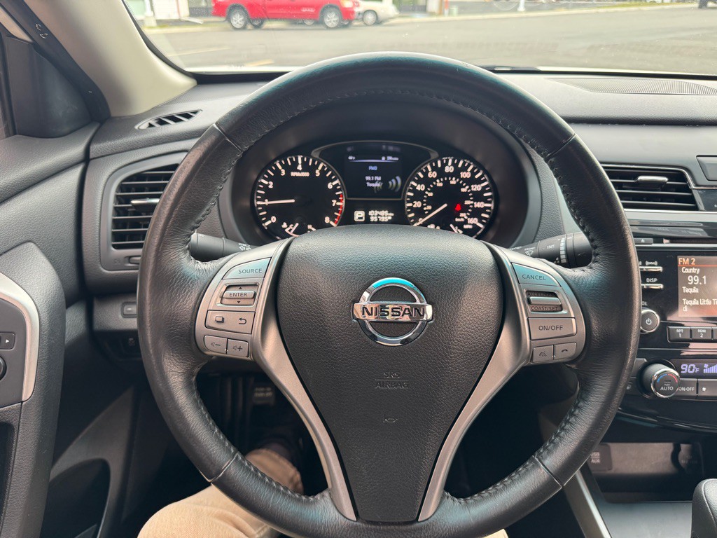 2015 Nissan Altima Image 7
