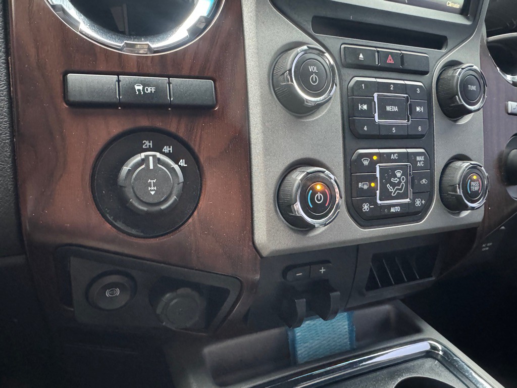 2016 Ford F-250 Image 12