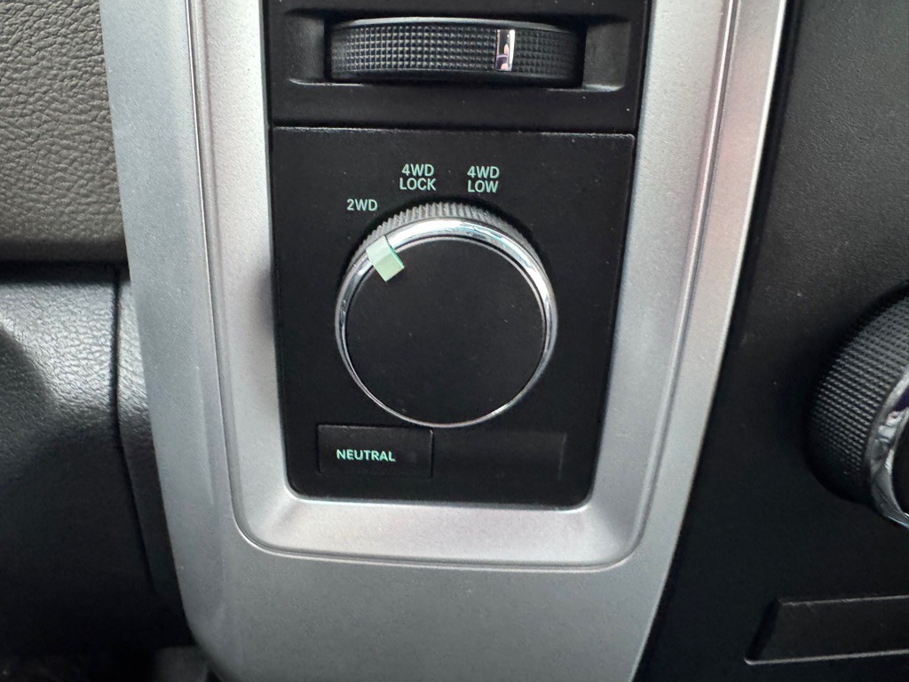 2012 Dodge Ram 2500 Image 10