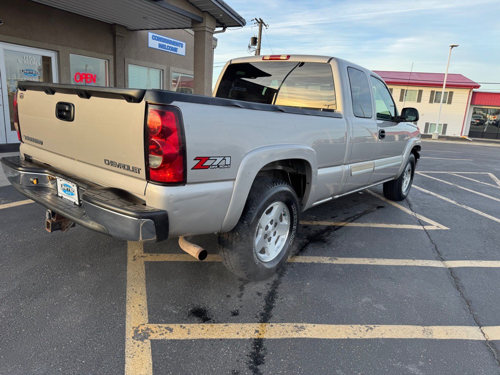 2005 Chevrolet Silverado 1500 Image 4