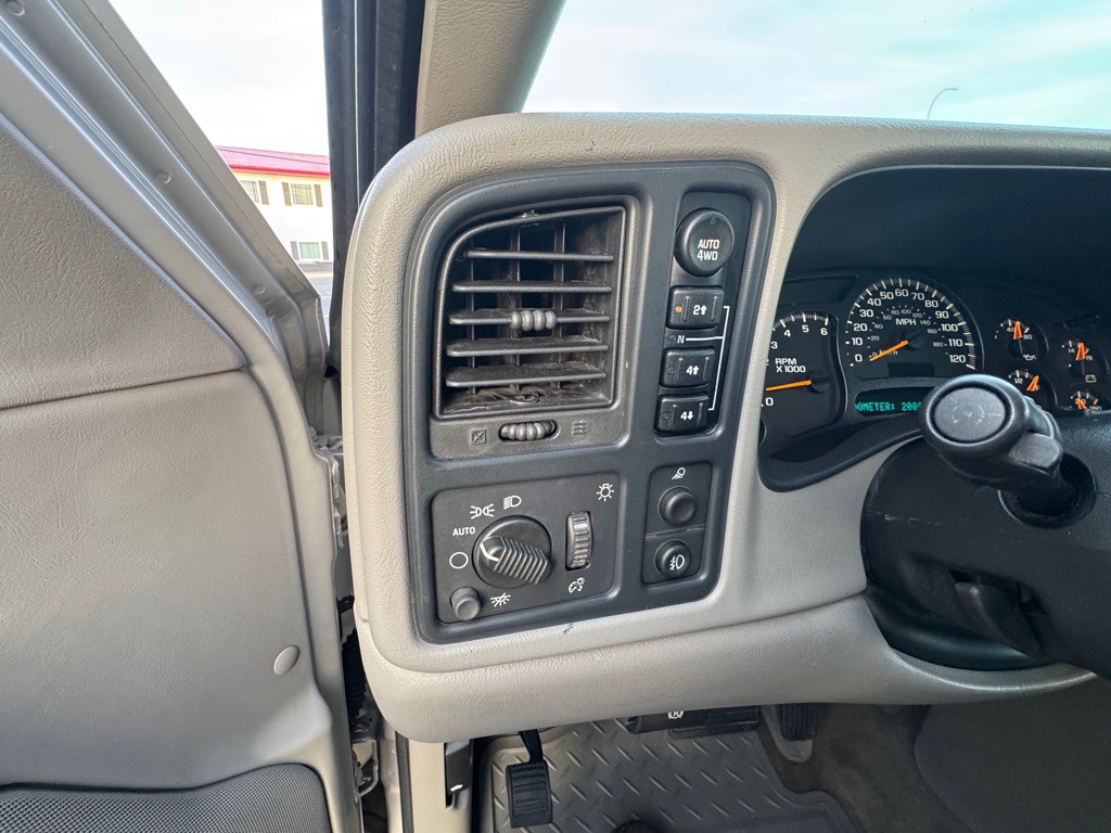 2005 Chevrolet Silverado 1500 Image 7