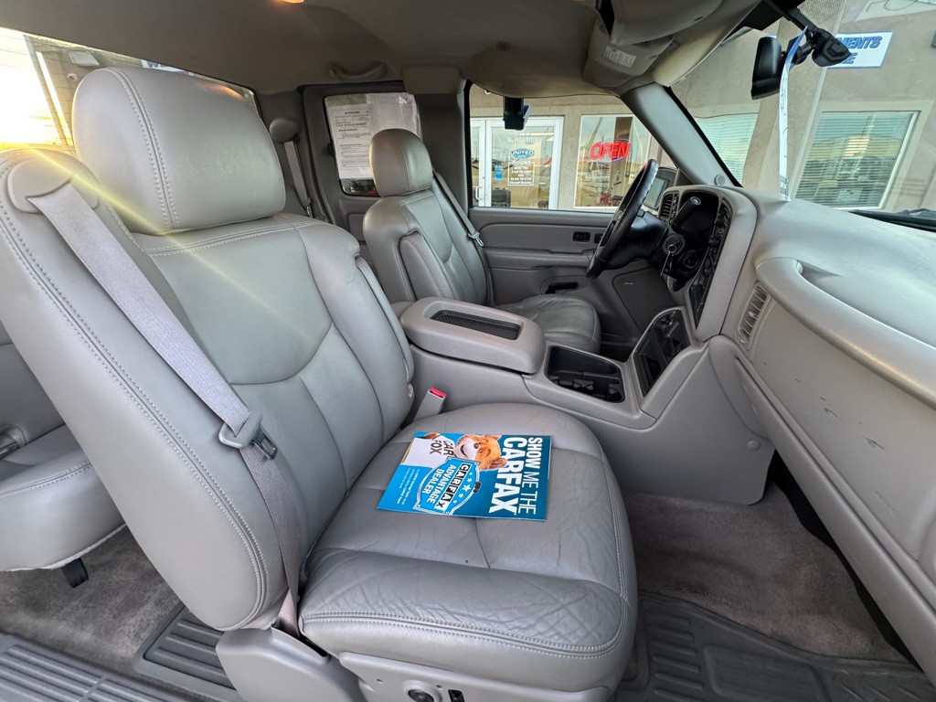 2005 Chevrolet Silverado 1500 Image 11