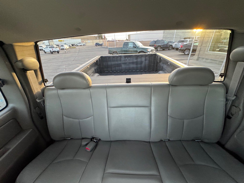 2005 Chevrolet Silverado 1500 Image 15