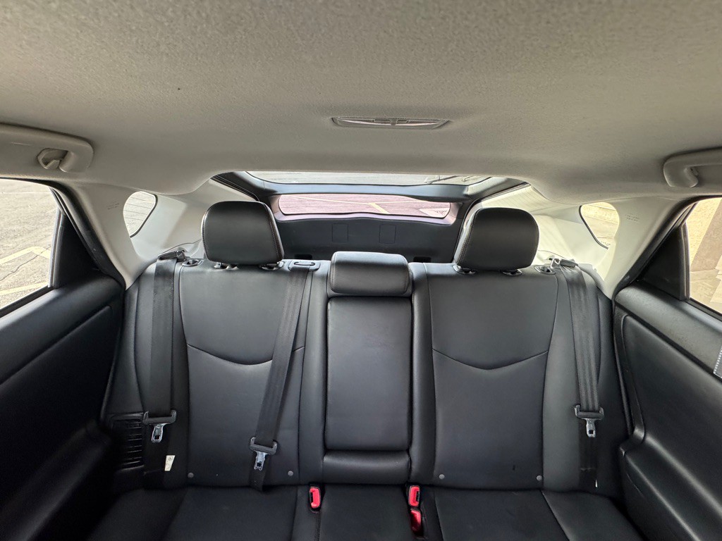 2013 Toyota Prius Image 11