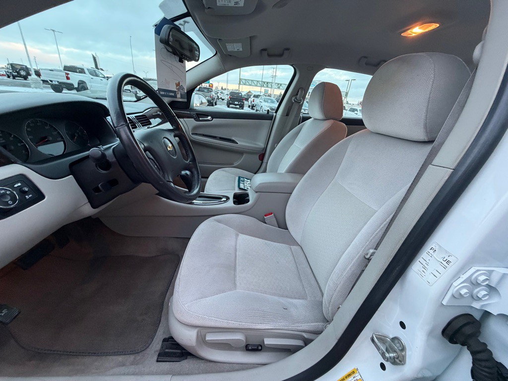 2014 Chevrolet Impala Image 7