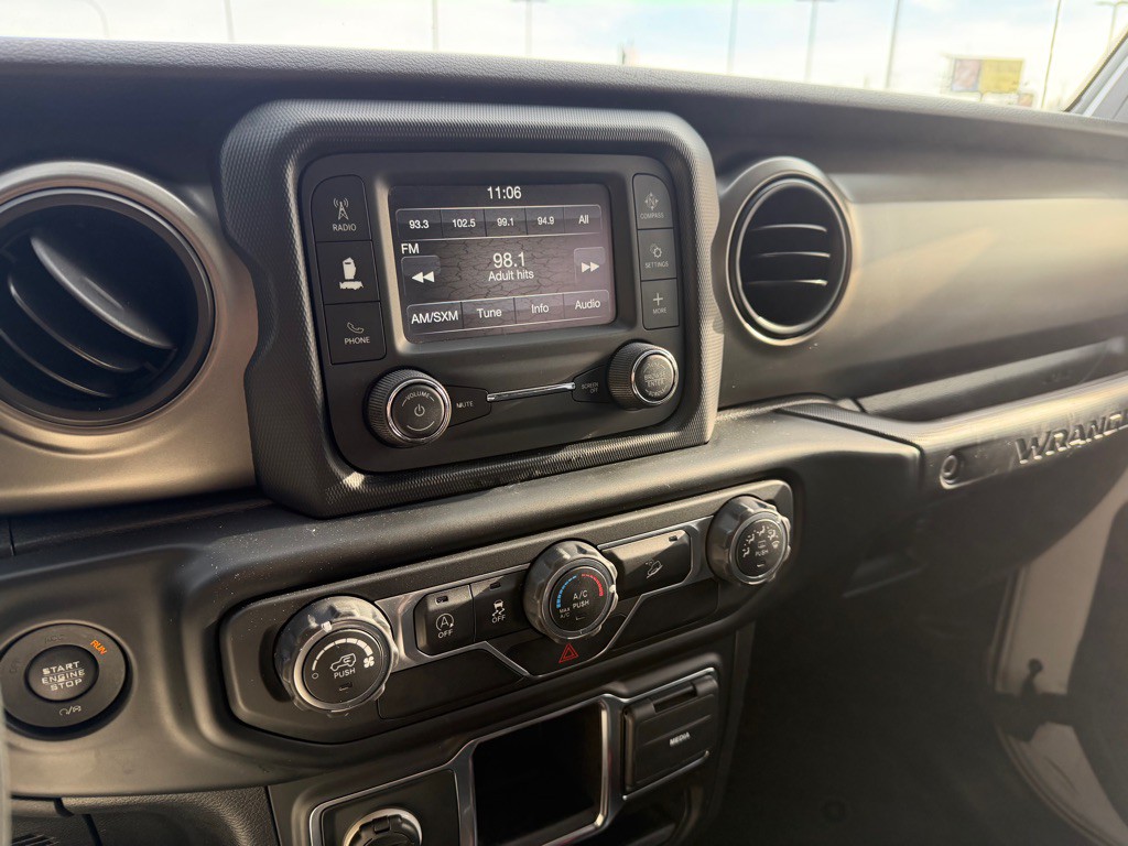 2018 Jeep Wrangler Image 11