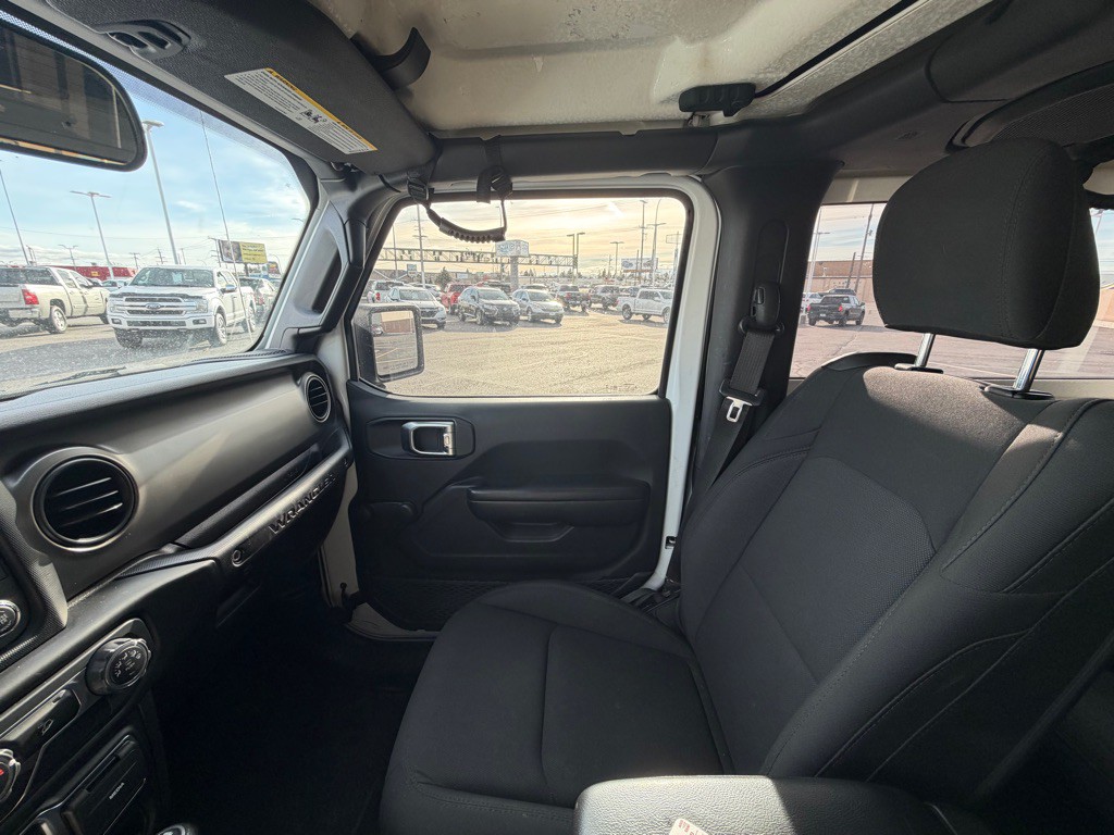 2018 Jeep Wrangler Image 14