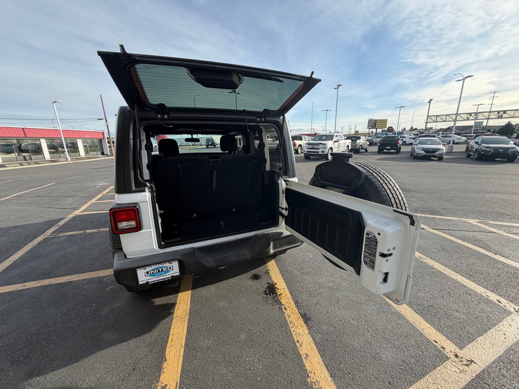 2018 Jeep Wrangler Image 18