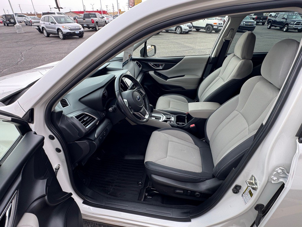 2022 Subaru Forester Image 6