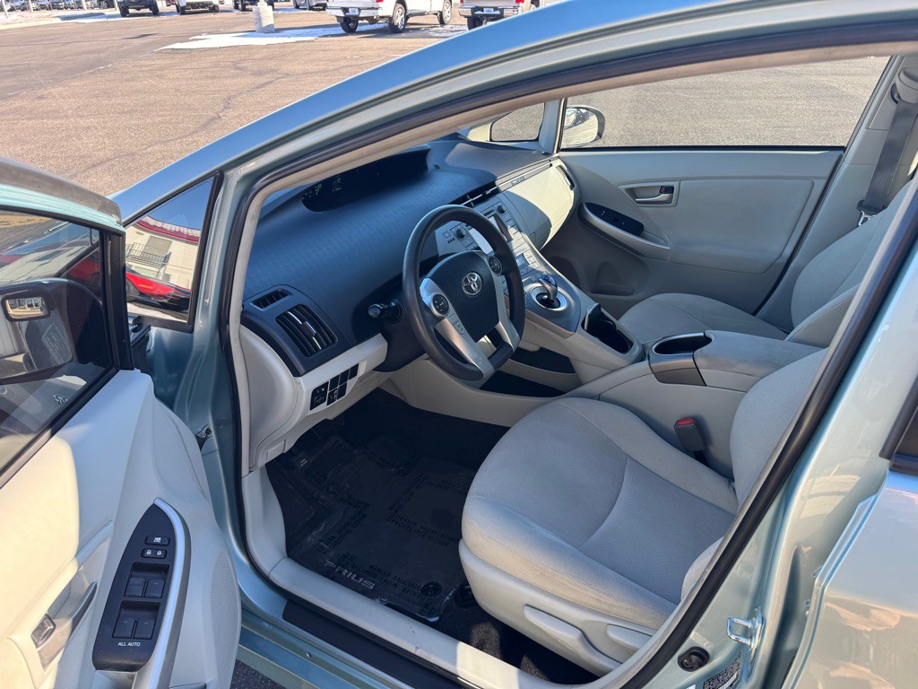 2015 Toyota Prius Image 5