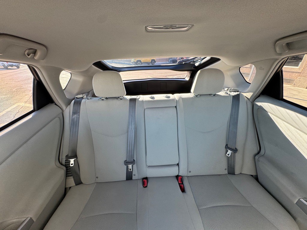 2015 Toyota Prius Image 11