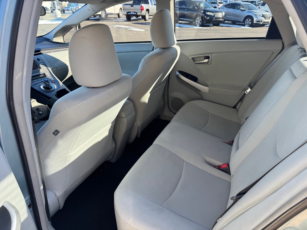 2015 Toyota Prius Image 13