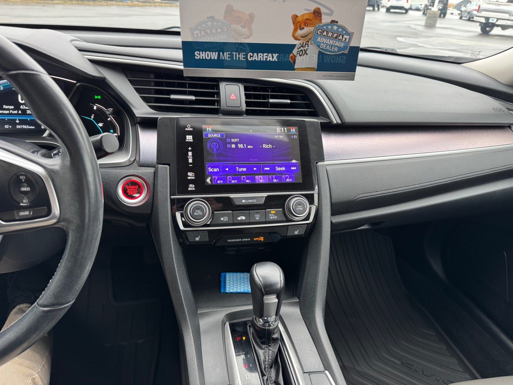 2016 Honda Civic Image 8