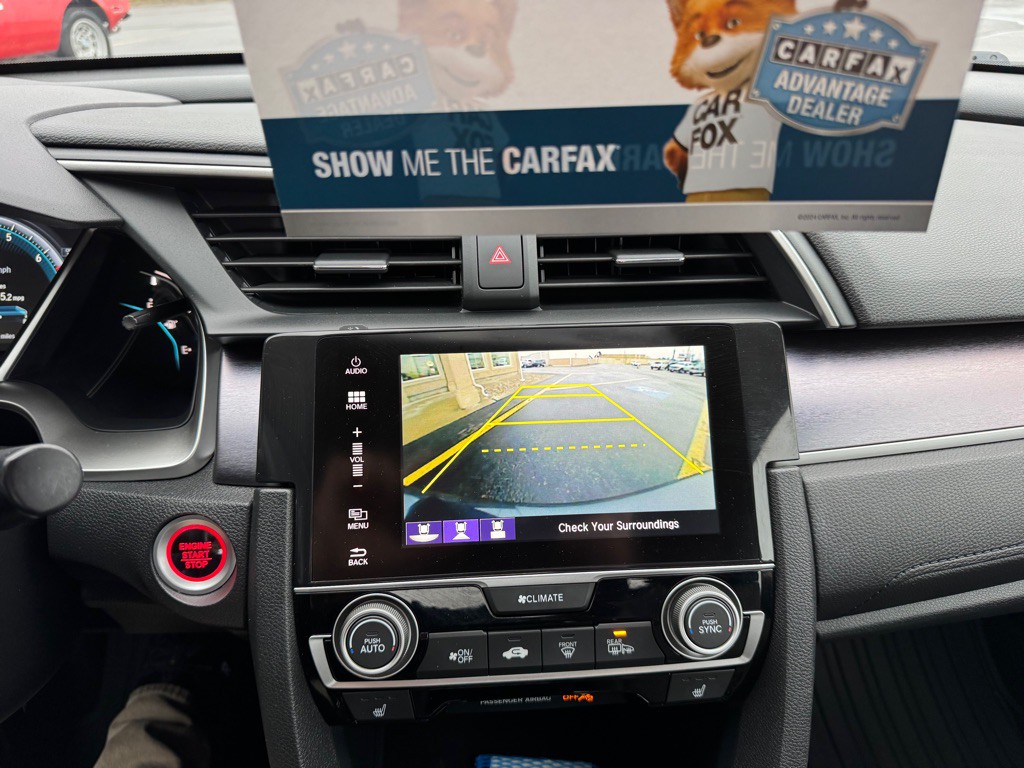 2016 Honda Civic Image 9