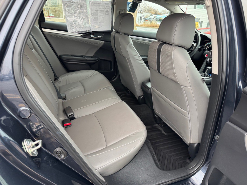 2016 Honda Civic Image 18