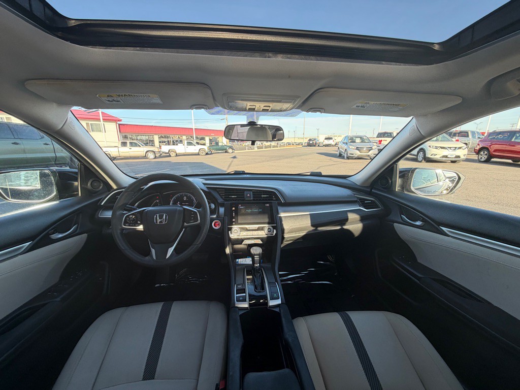 2016 Honda Civic Image 15