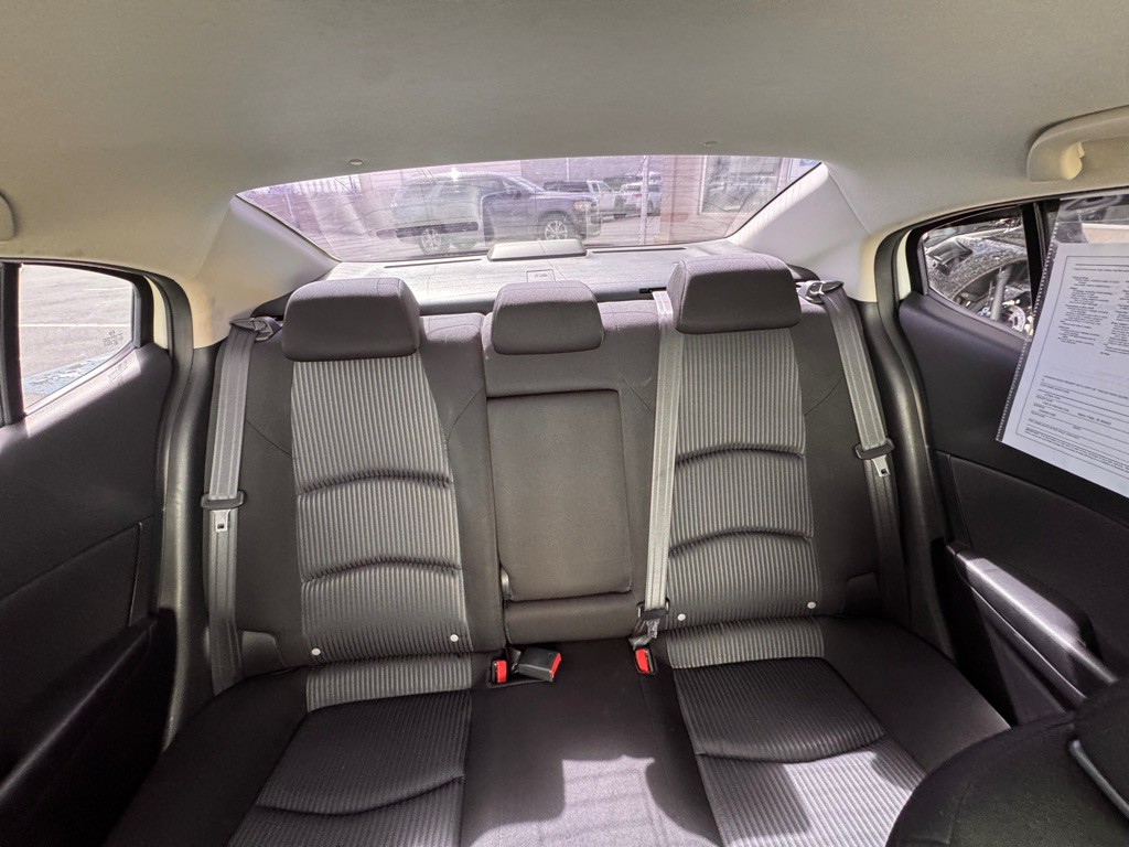 2015 Mazda Mazda3 Image 10