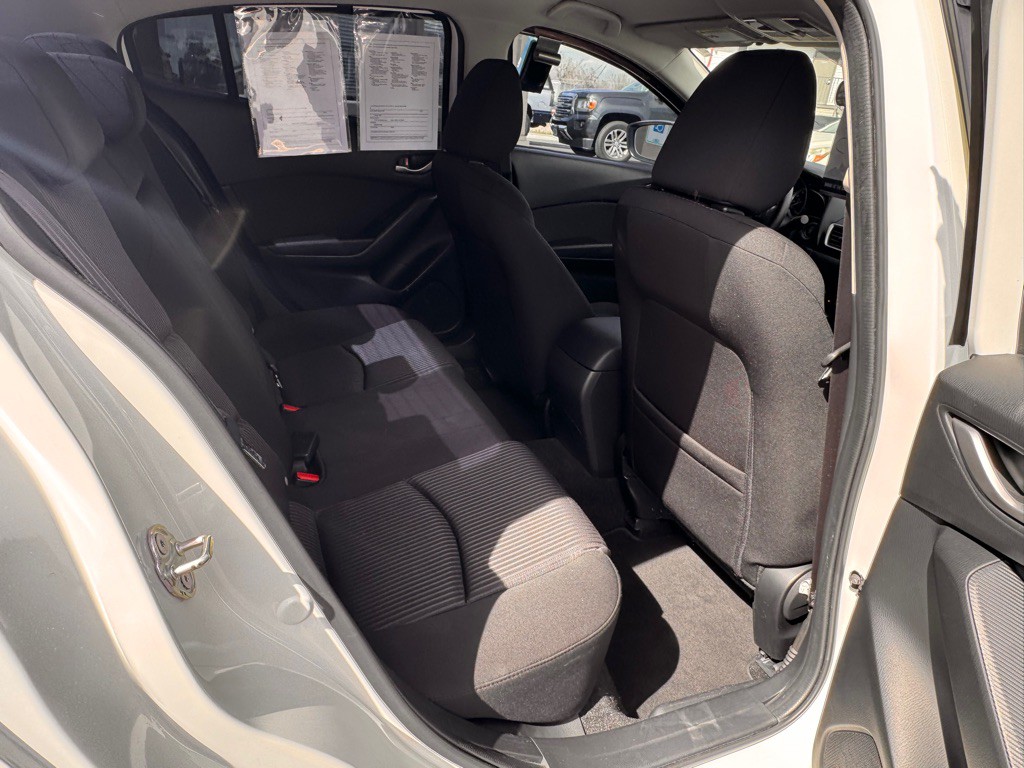 2015 Mazda Mazda3 Image 12