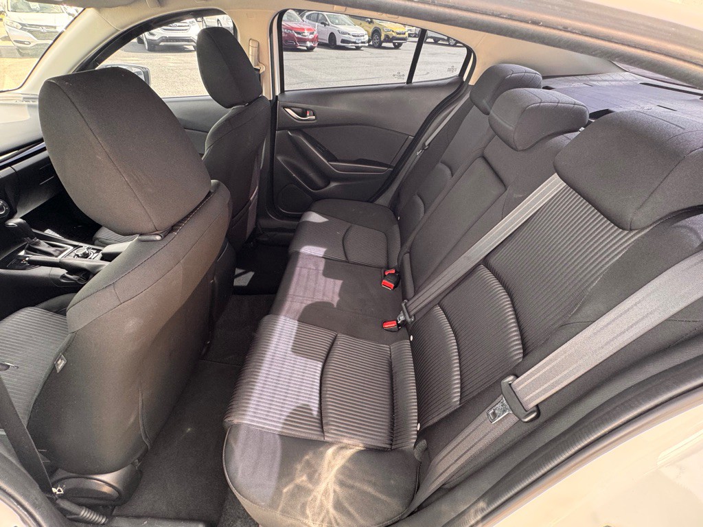 2015 Mazda Mazda3 Image 13
